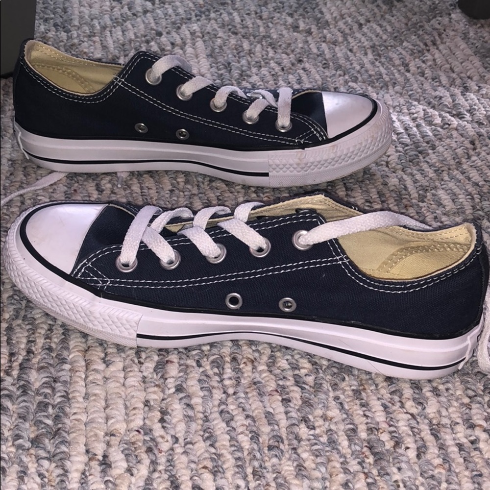 Converse - Picture 2 of 5